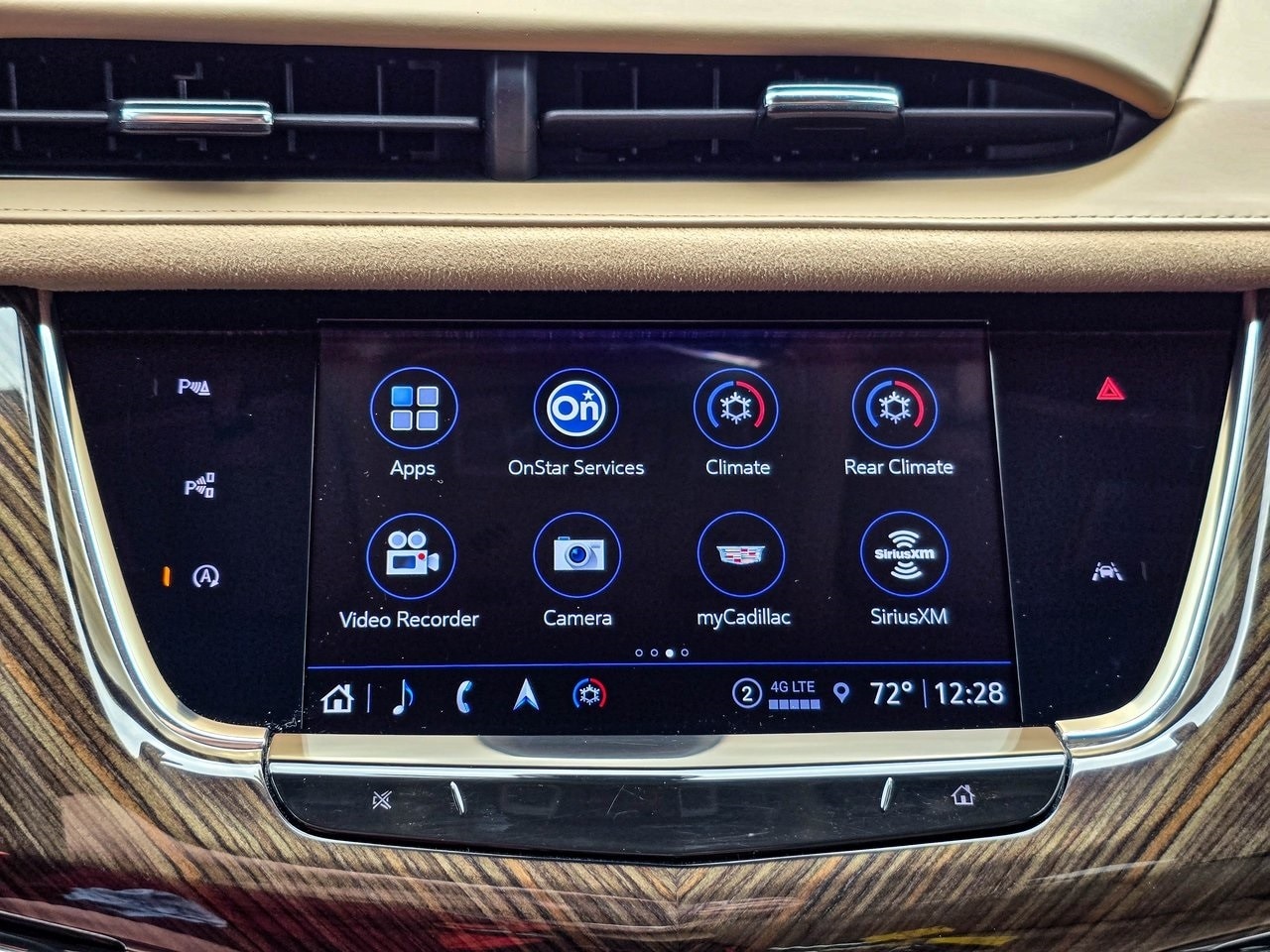 XT6 Premium Luxury