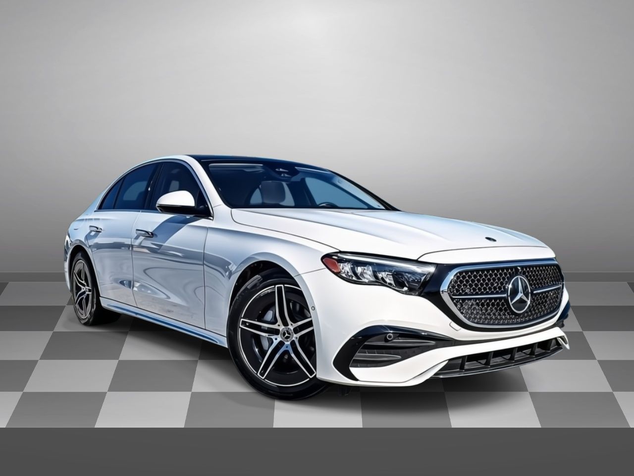 2026 Mercedes-Benz E-Class E350 4MATIC's photo