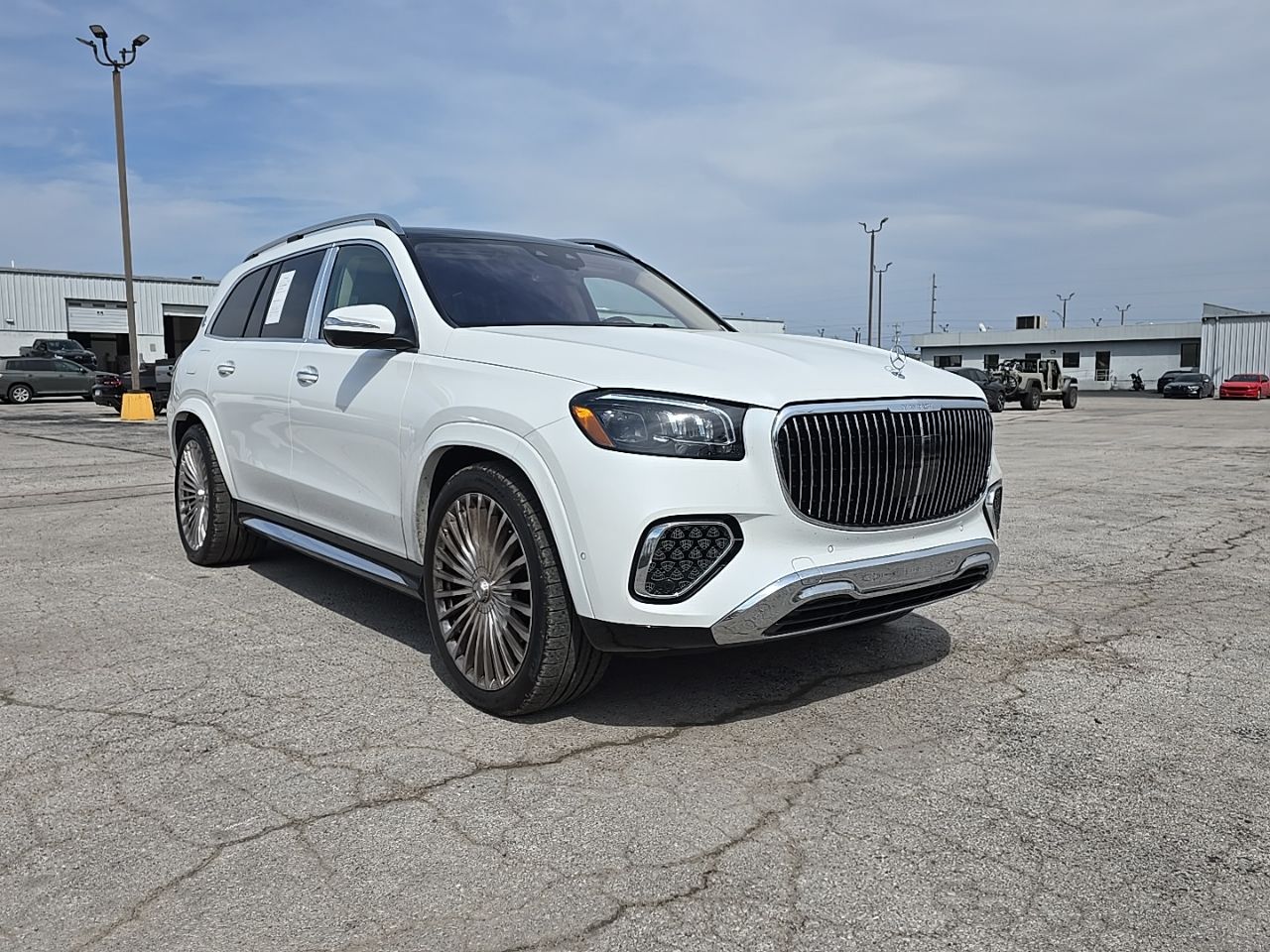 Pearl 2025 Mercedes-Benz GLS 600 Mercedes-Maybach 4MATIC SUV / Crossover All-Wheel Drive 9-Speed Automatic