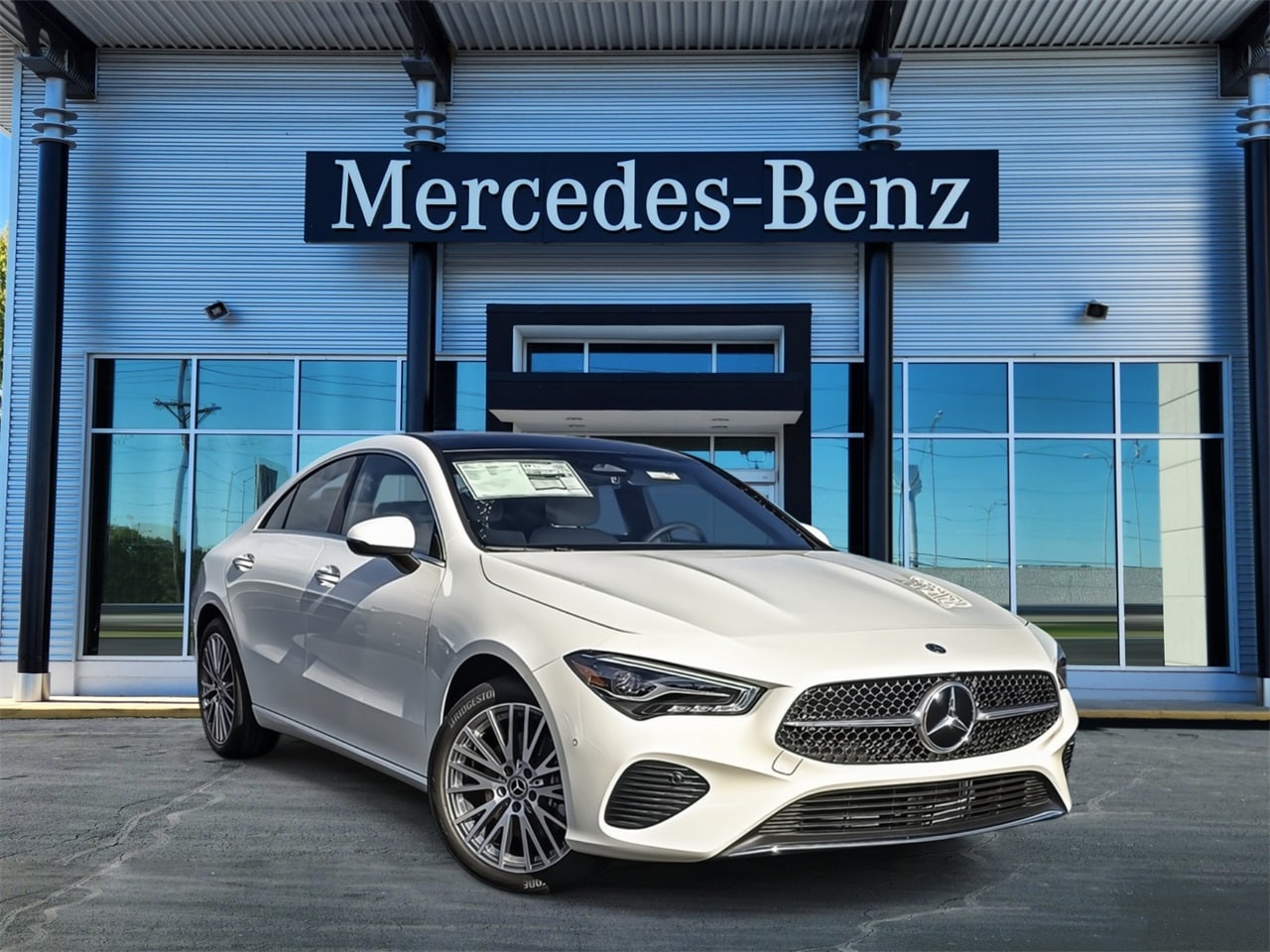 2025 Mercedes-Benz C-Class Sedan C 300's photo