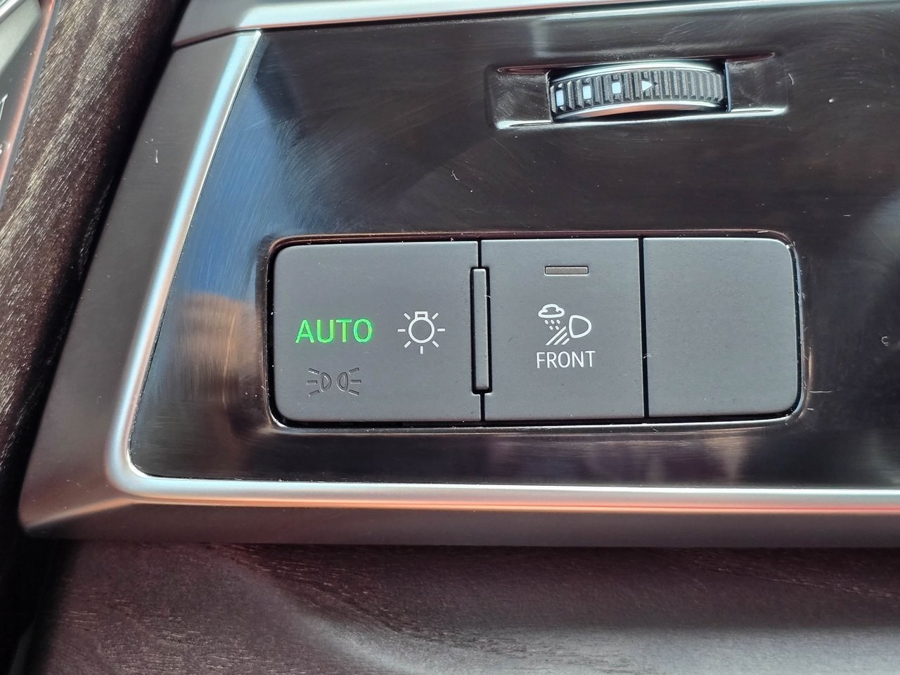 Q8 Premium Plus 55 TFSI quattro