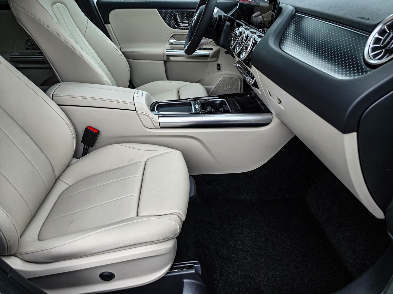 GLA 250 4MATIC SUV