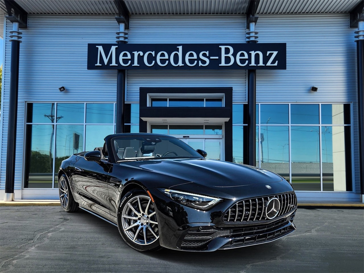 2025 Mercedes-Benz SL Mercedes-AMG's photo