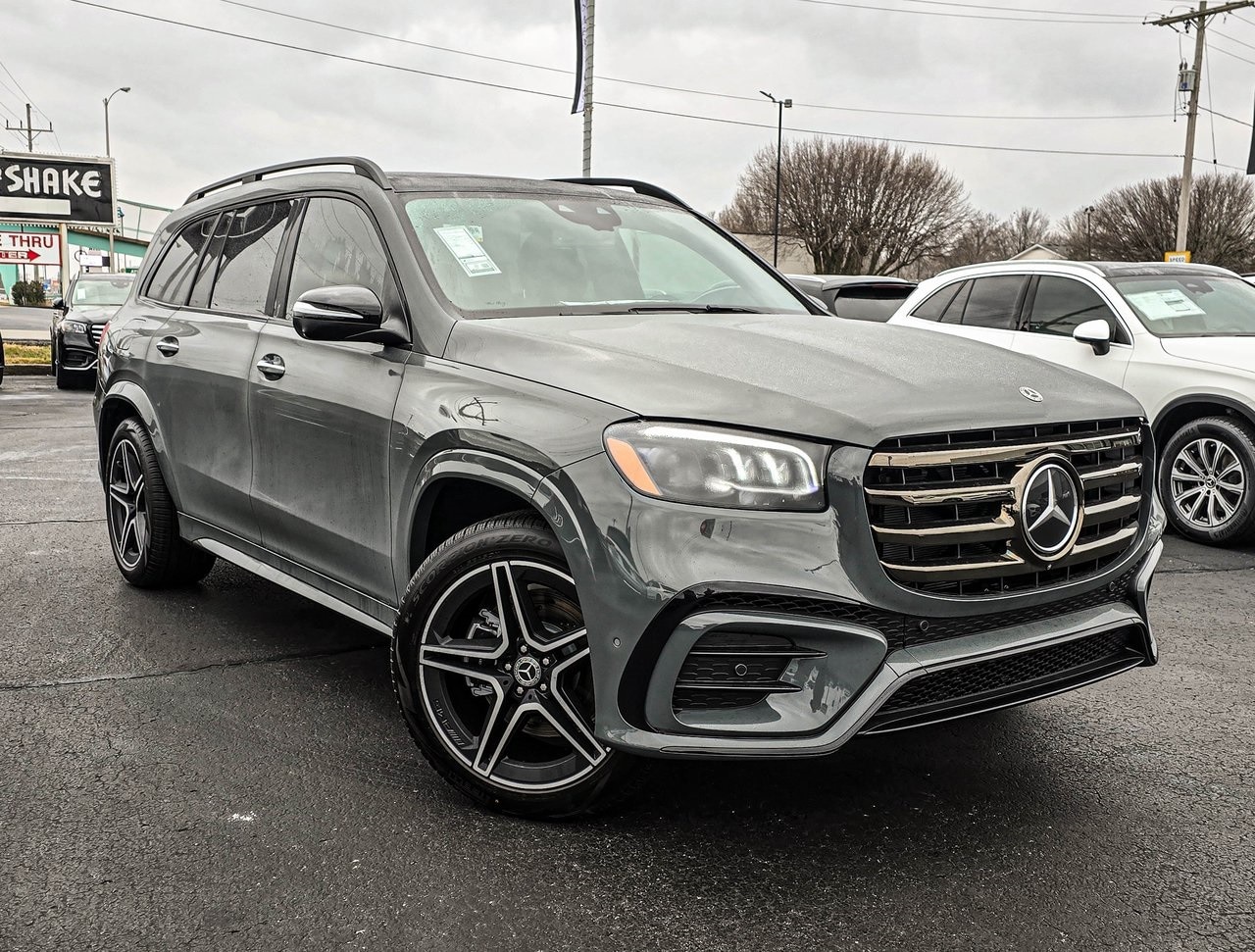 2026 Mercedes-Benz GLS Base's photo