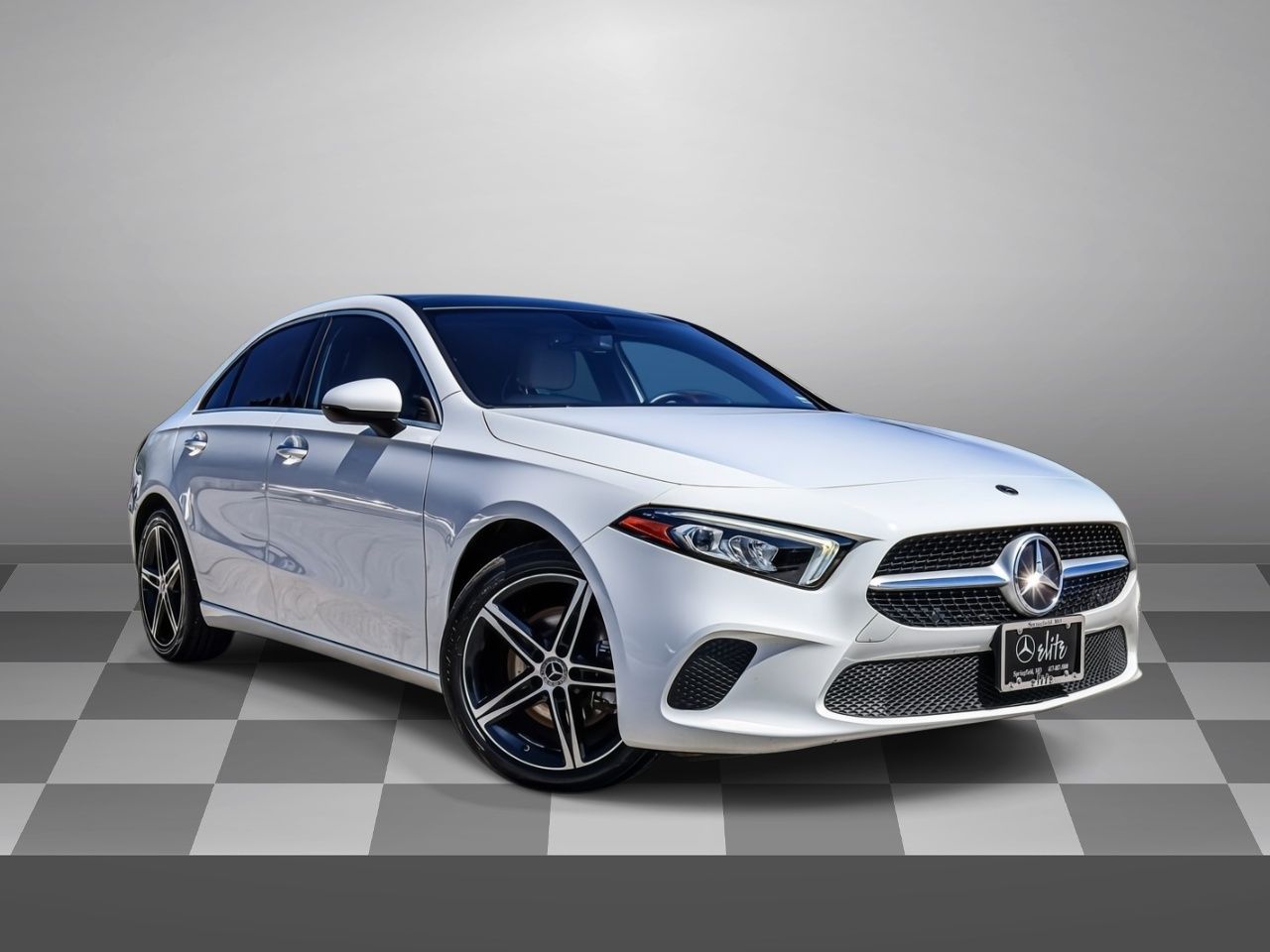 2022 Mercedes-Benz A-Class A220 4MATIC's photo