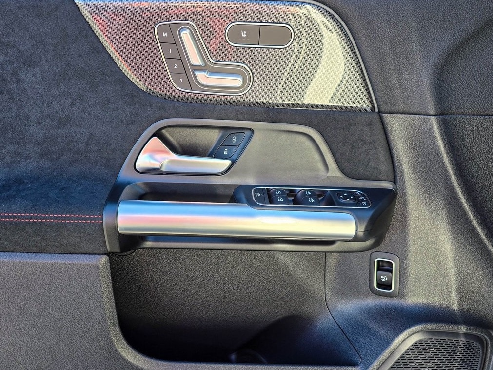 GLA 250 4MATIC SUV