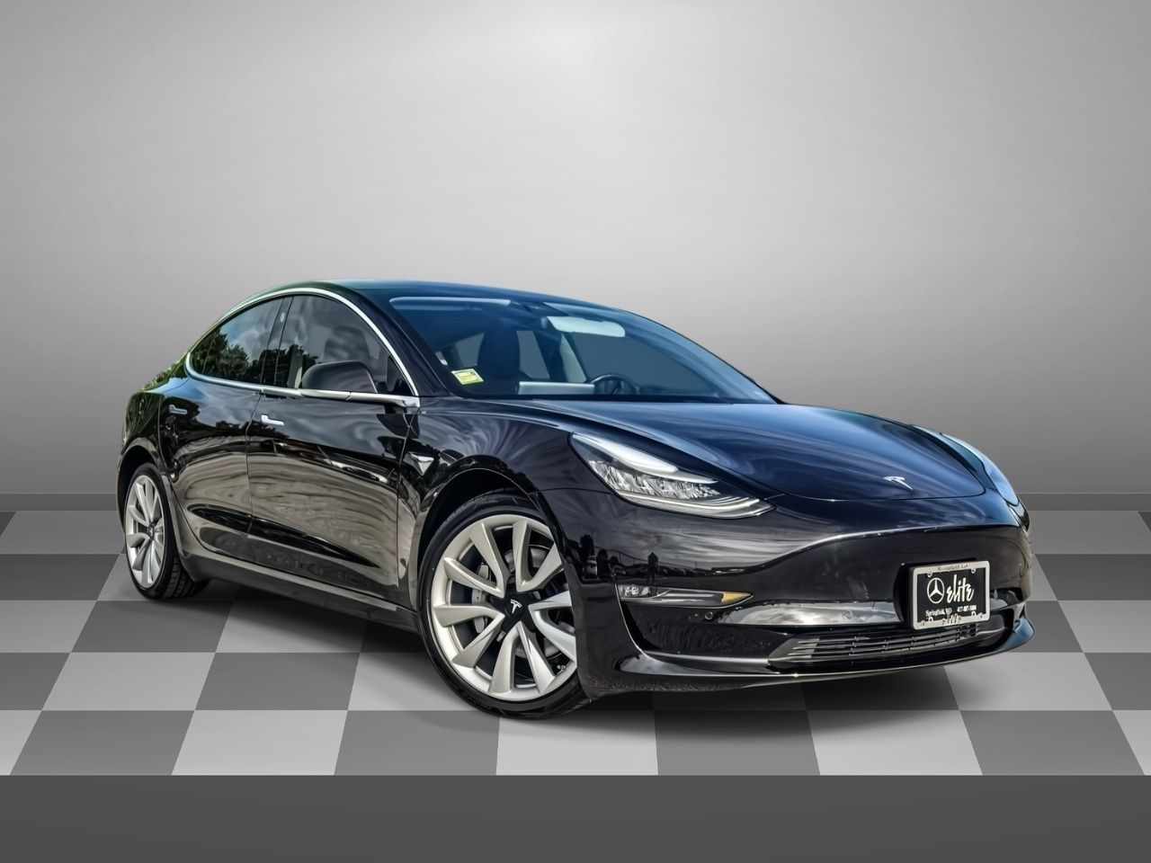 2018 Tesla Model 3 Long Range Dual Motor All-Wheel Drive's photo
