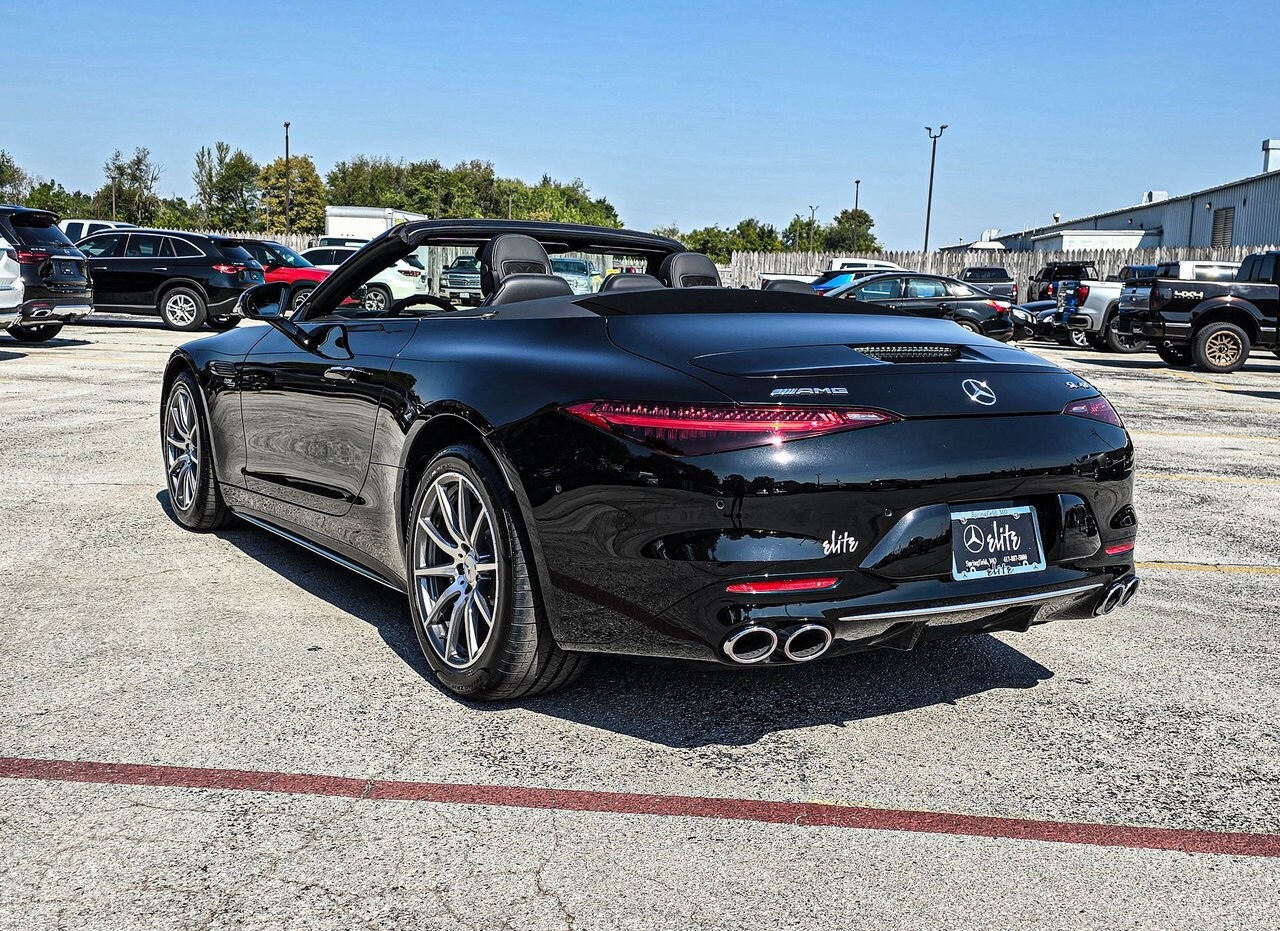 2025 Mercedes Benz SL AMG 43 photo 3