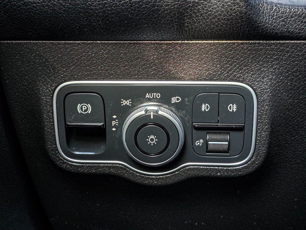 2026 Mercedes-Benz GLB GLB 250 - Photo 26