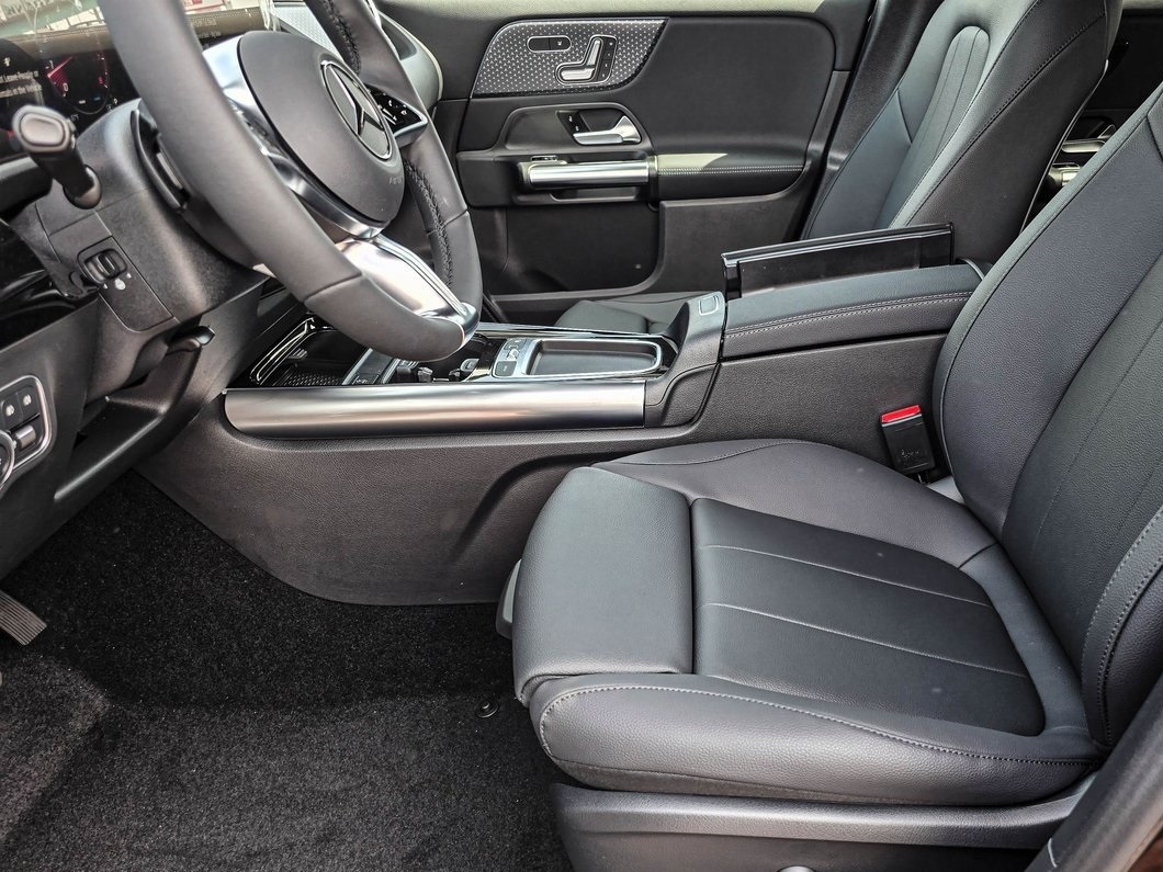 GLA 250 4MATIC SUV