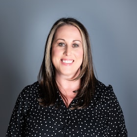 Staff member Leslie S Laird from cd34e8d59535