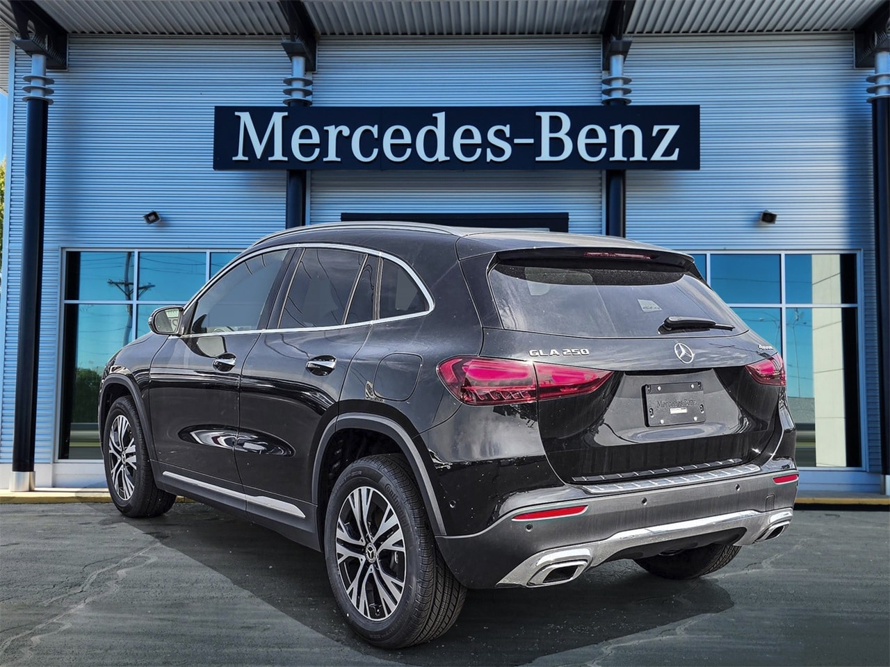 GLA 250 4MATIC SUV