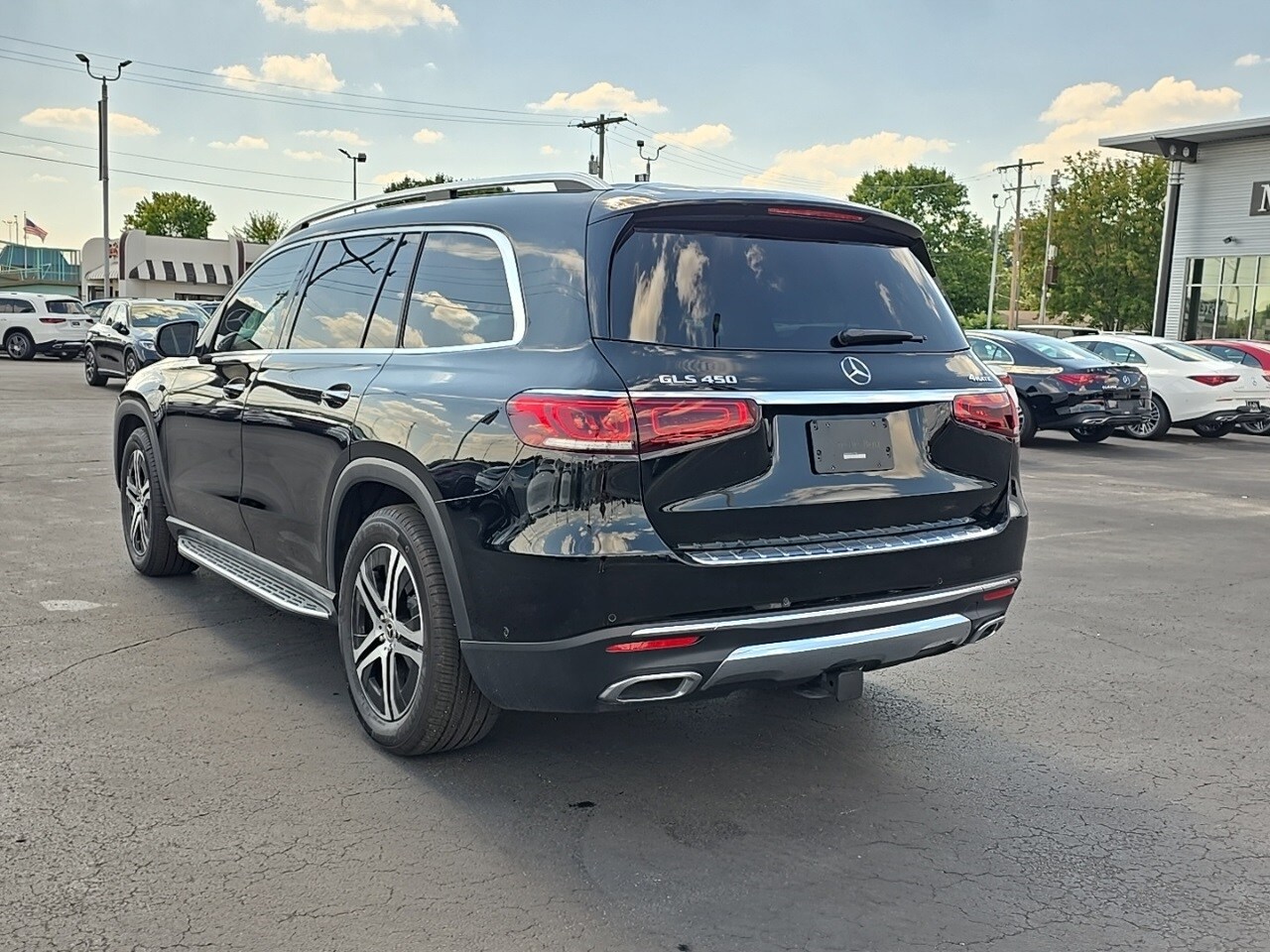 2022 Mercedes Benz GLS 450 4MATIC photo 4