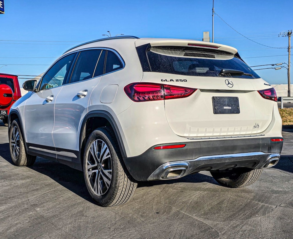 New 2025 Mercedes-Benz GLA 250 4MATIC SUV
