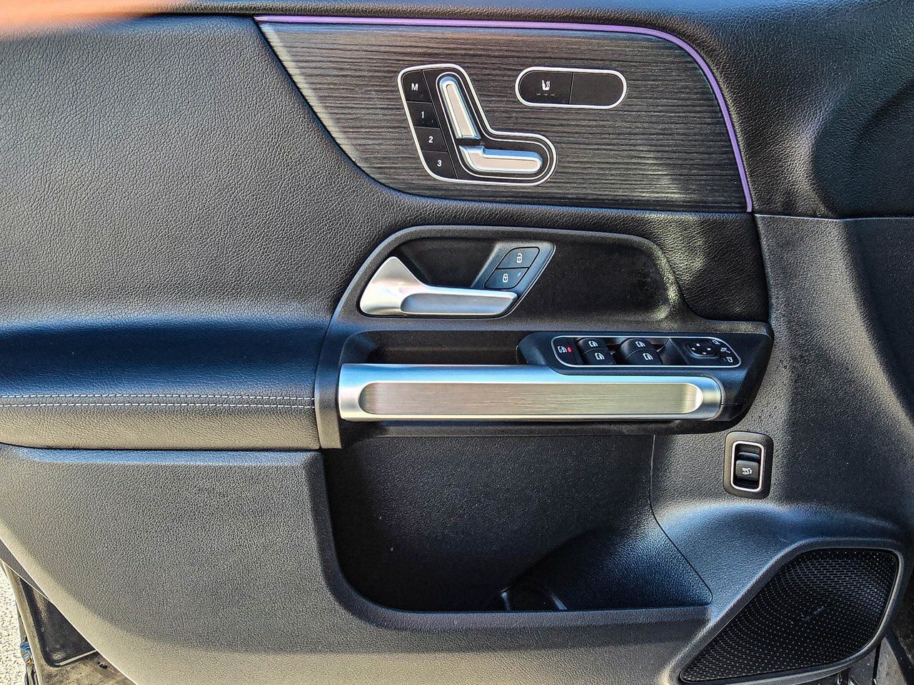 2026 Mercedes-Benz GLB GLB 250 - Photo 11