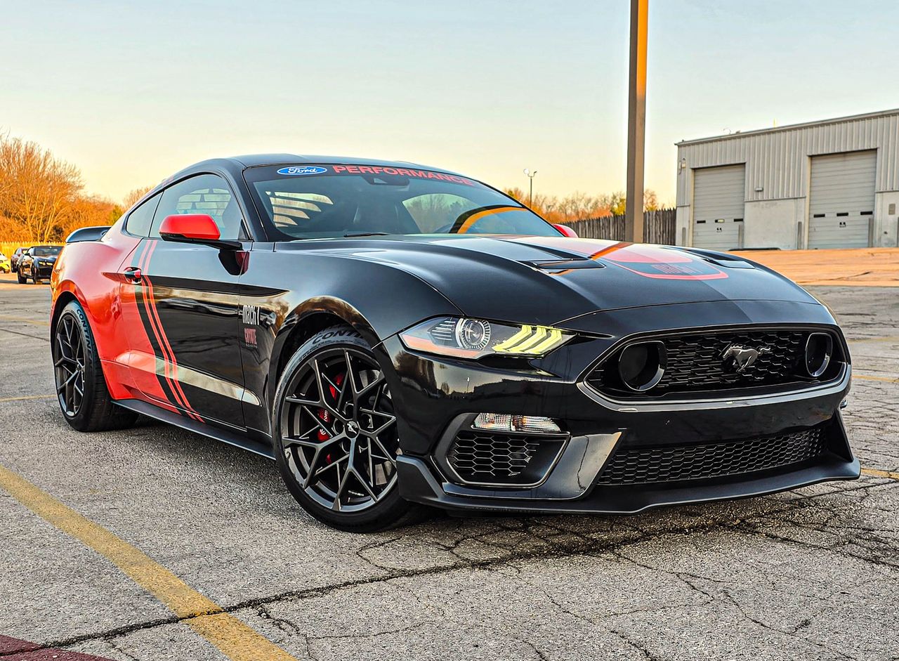 2022 Ford Mustang Mach 1 Fastback RWD