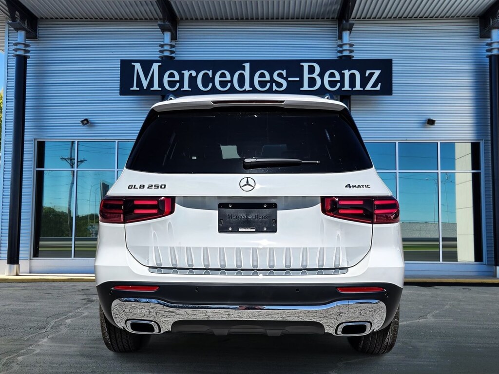 New 2026 Mercedes-Benz GLB 250 4MATIC SUV