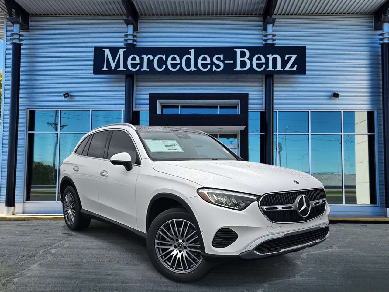 2026 Mercedes-Benz GLC GLC 300 4MATIC's photo