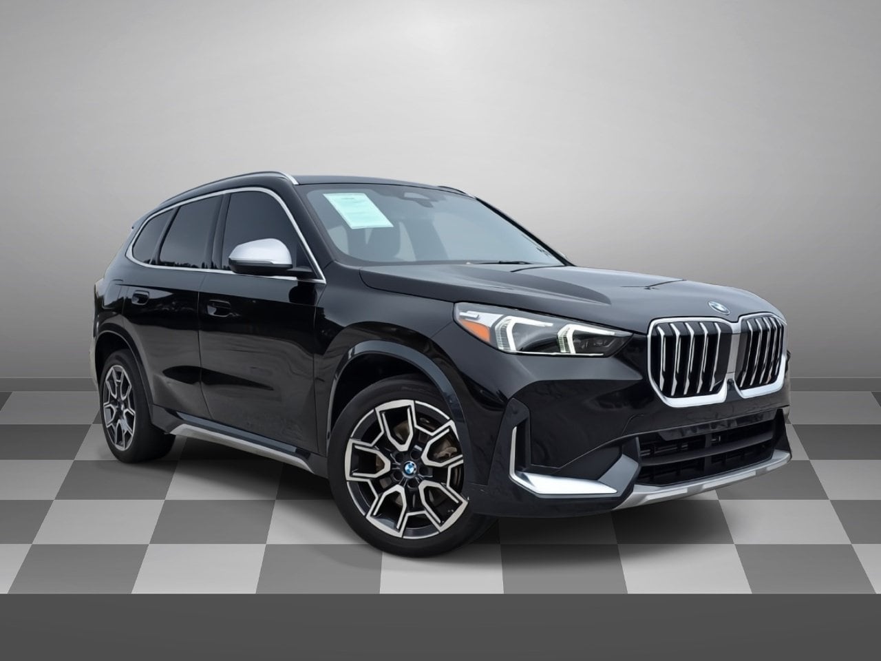 2024 BMW X1