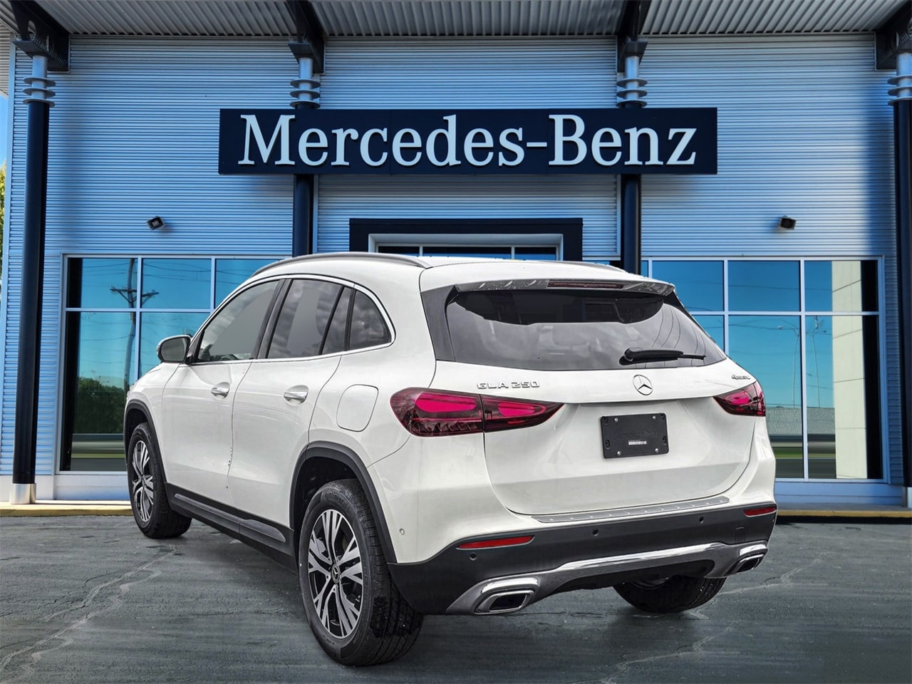 GLA 250 4MATIC SUV