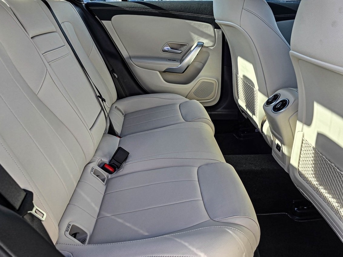 C 300 4MATIC Sedan