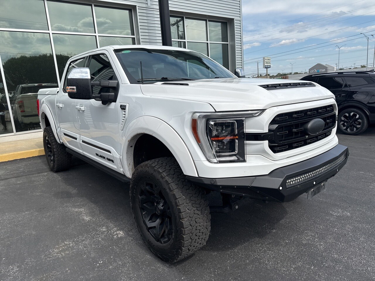 2023 Ford F-150 Lariat photo 3