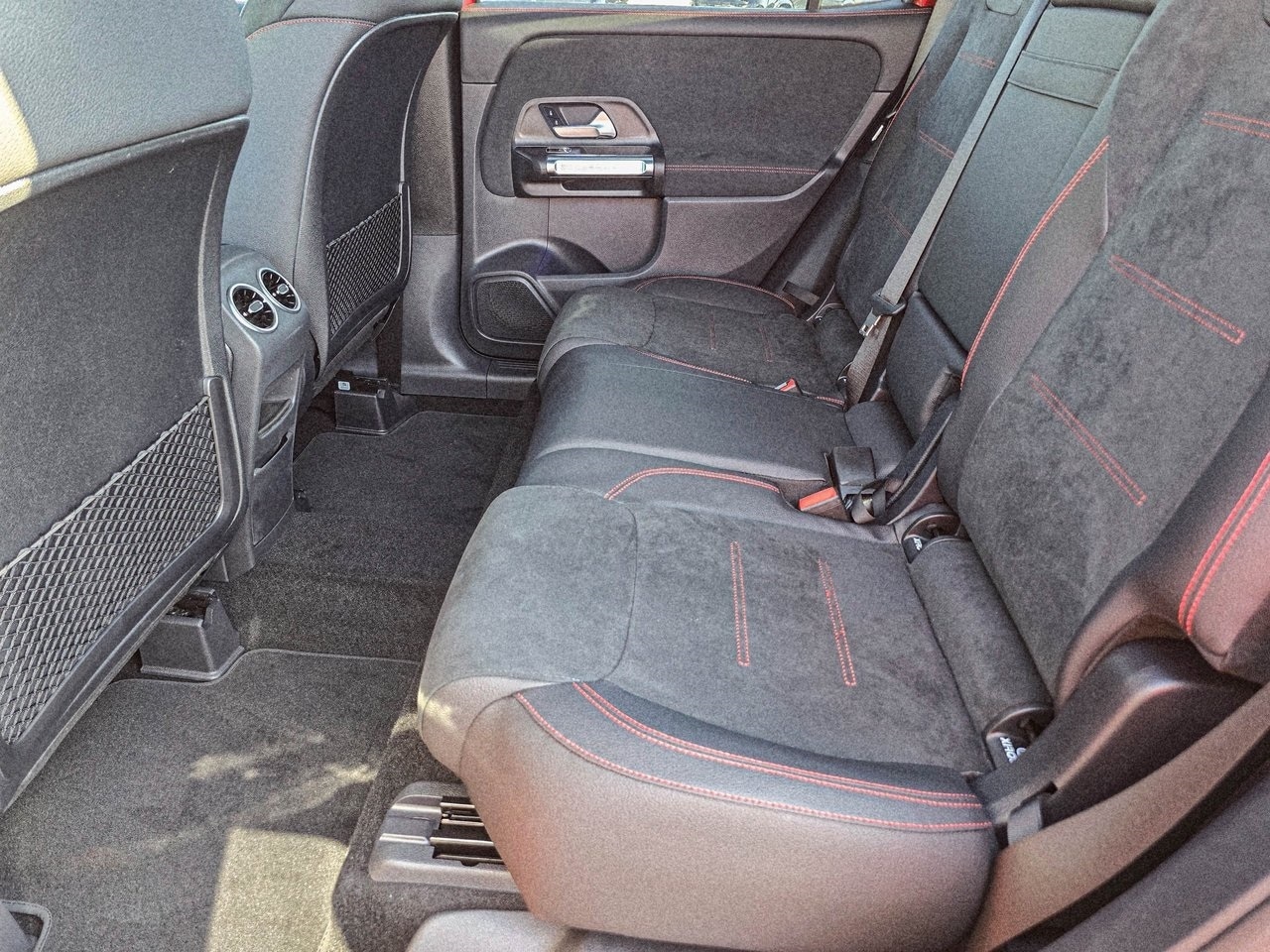 GLB 250 4MATIC SUV