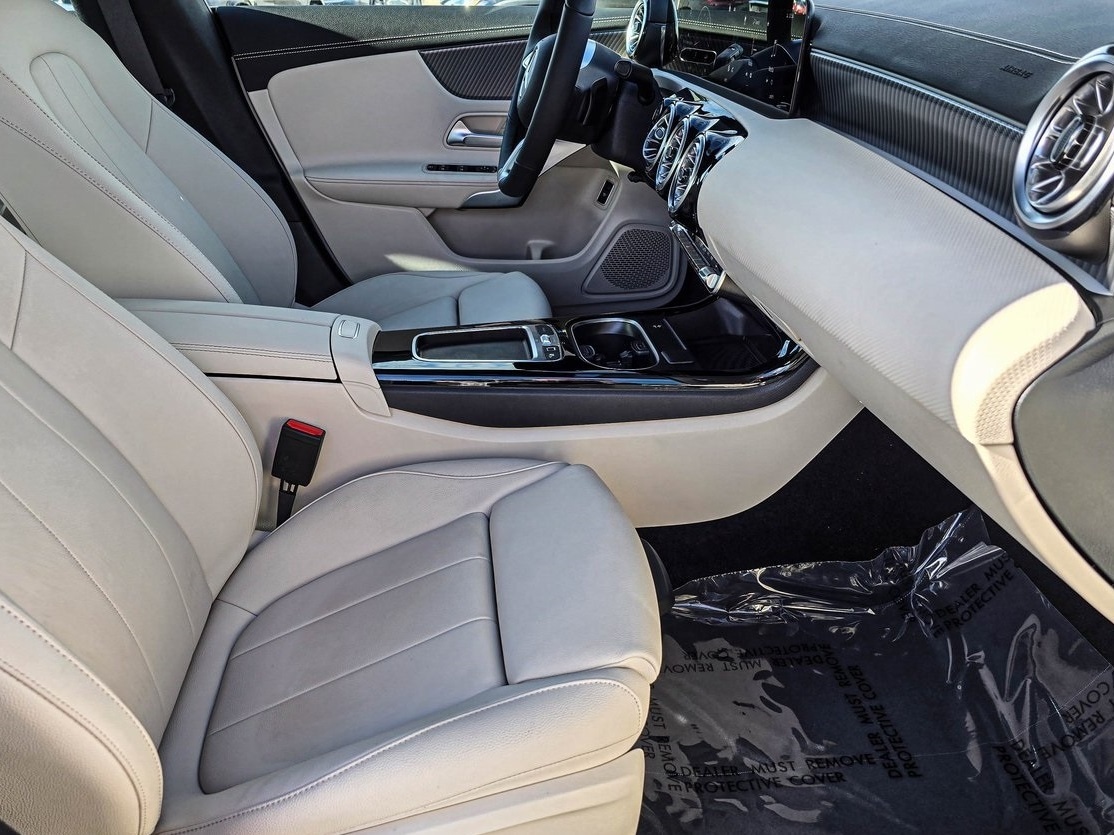 C 300 4MATIC Sedan