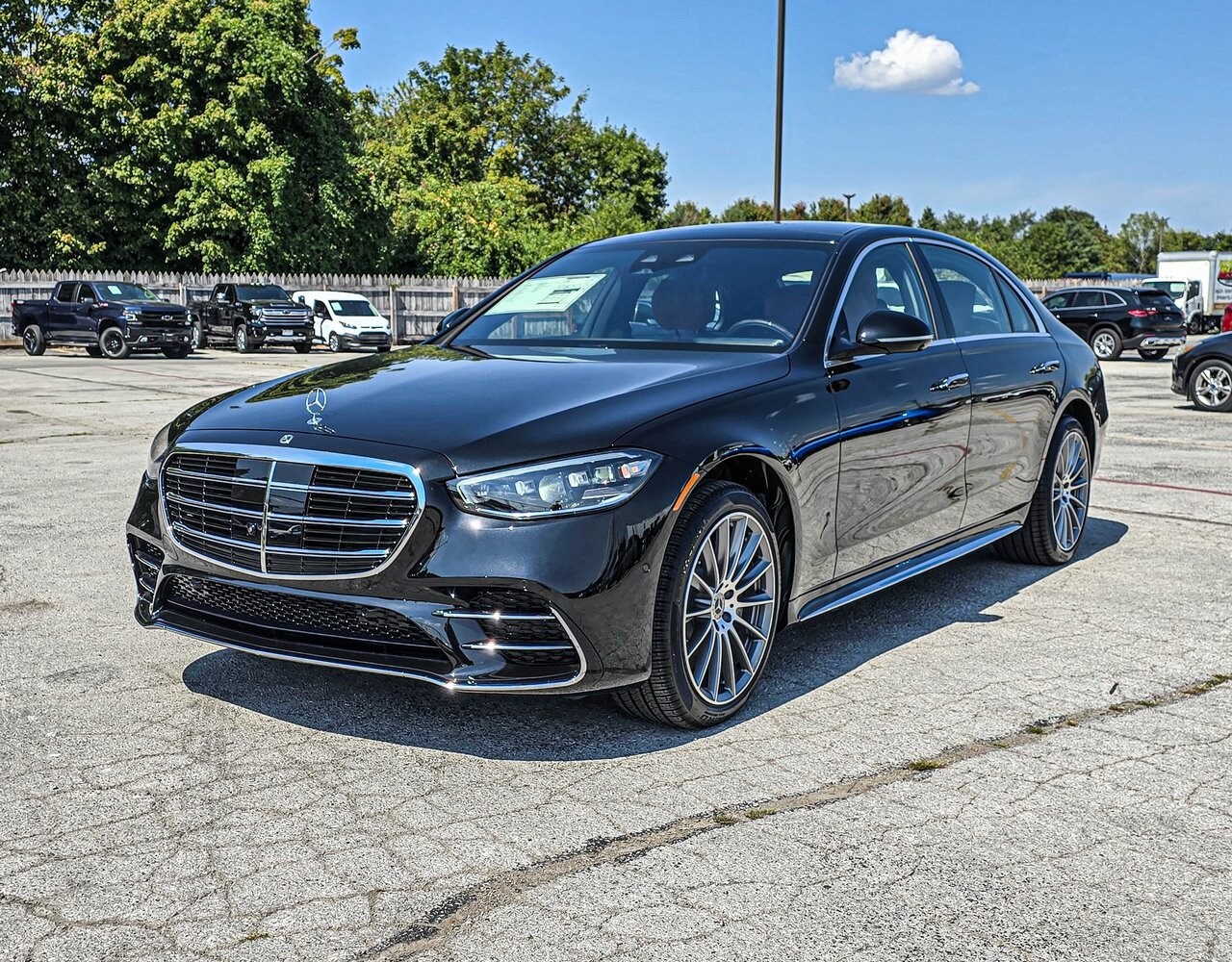 2026 Mercedes Benz S 580 4MATIC photo 3