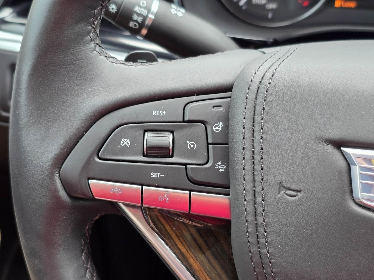 XT6 Premium Luxury