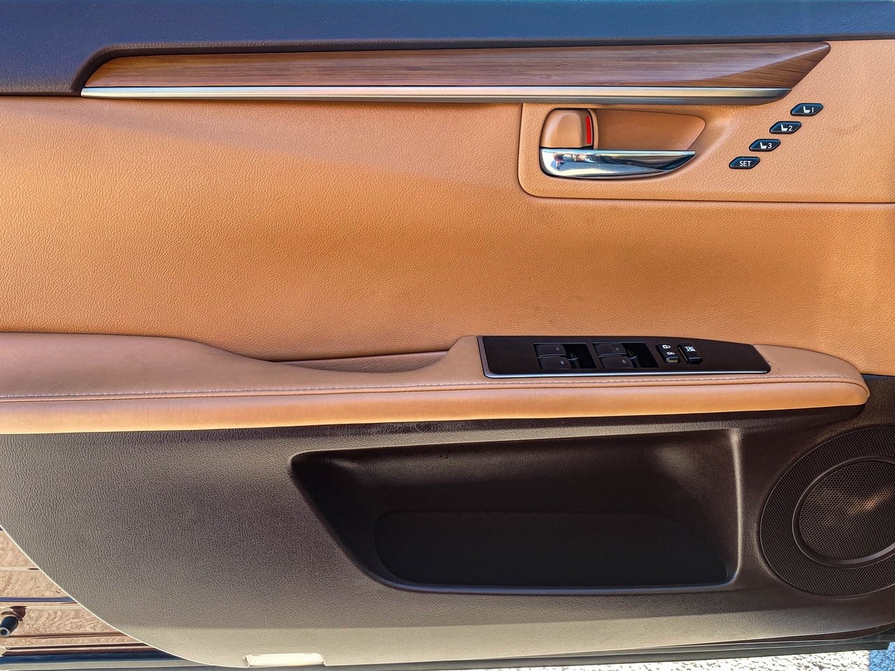 ES 350