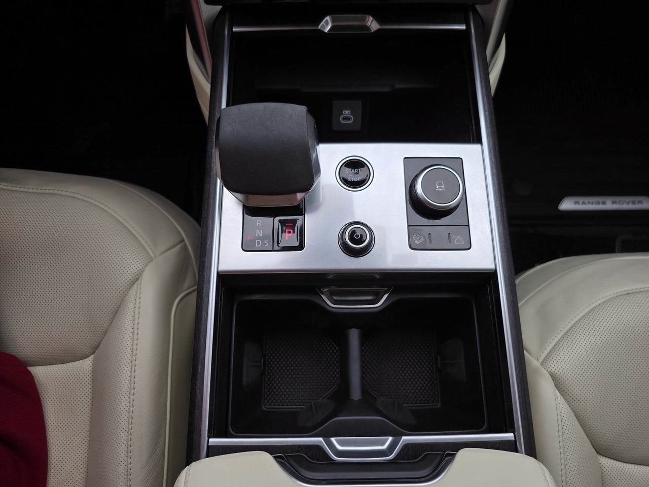 Range Rover P530 SE