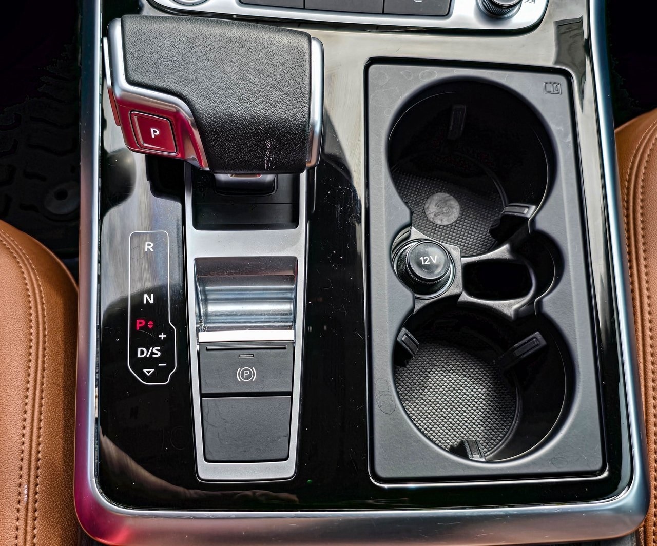 Q8 Premium Plus 55 TFSI quattro