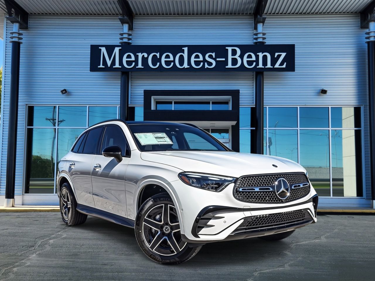 2026 Mercedes-Benz GLC GLC 300 4MATIC's photo
