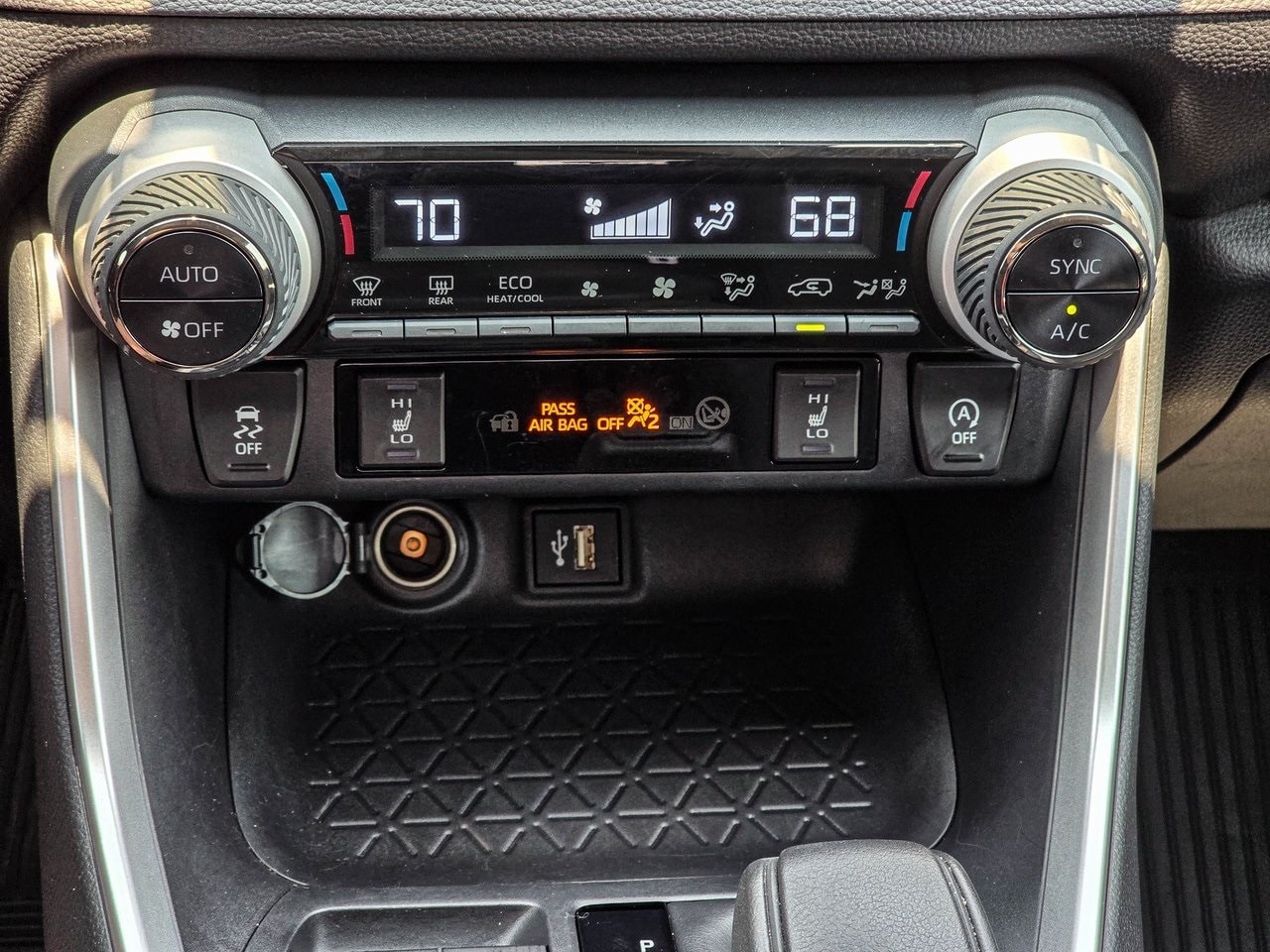RAV4 XLE