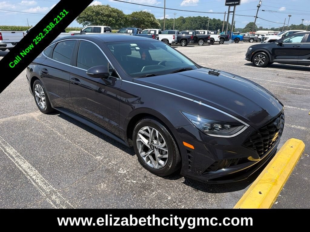 Used 2023 Hyundai Sonata SEL Sedan