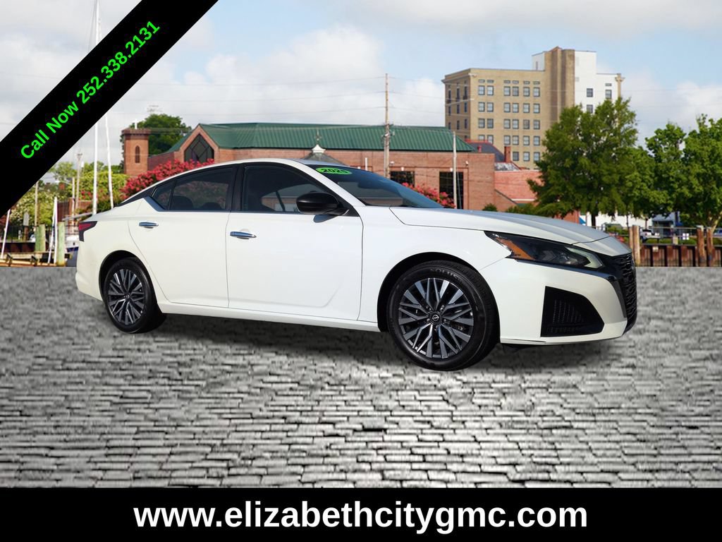 2025 Nissan Altima