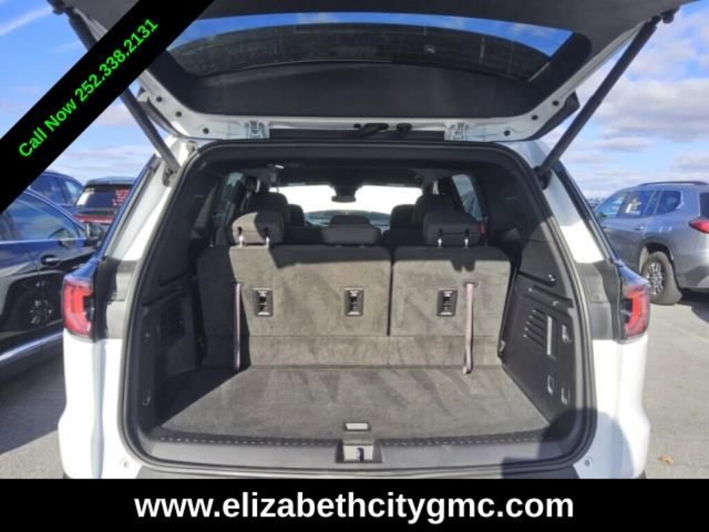 Used 2025 GMC Acadia Elevation SUV