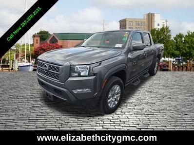 2022 Nissan Frontier SV Crew Cab 4X4 SWB's photo