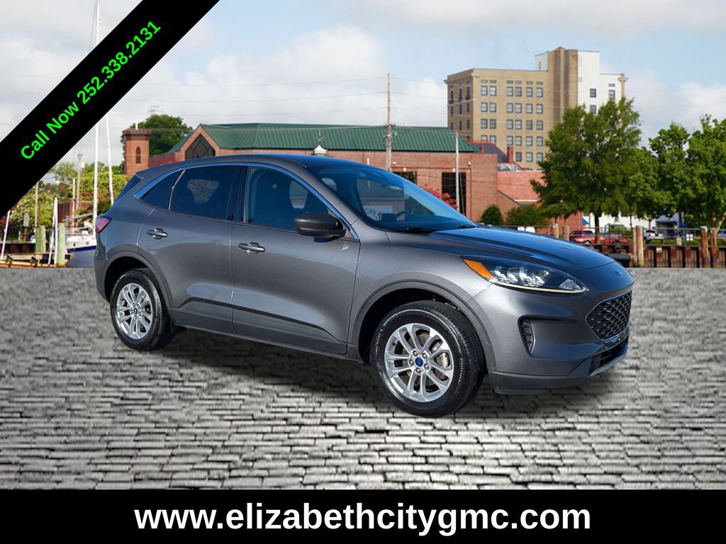 2022 Ford Escape SE's photo