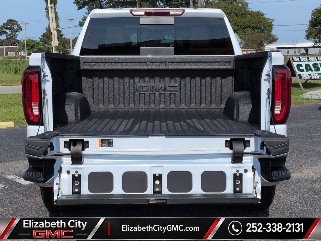 2026 GMC Sierra 1500 SLT - Photo 13