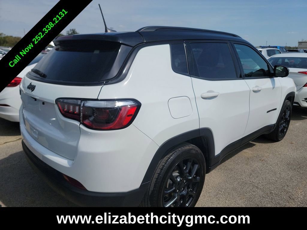 2022 Jeep Compass Altitude photo 2