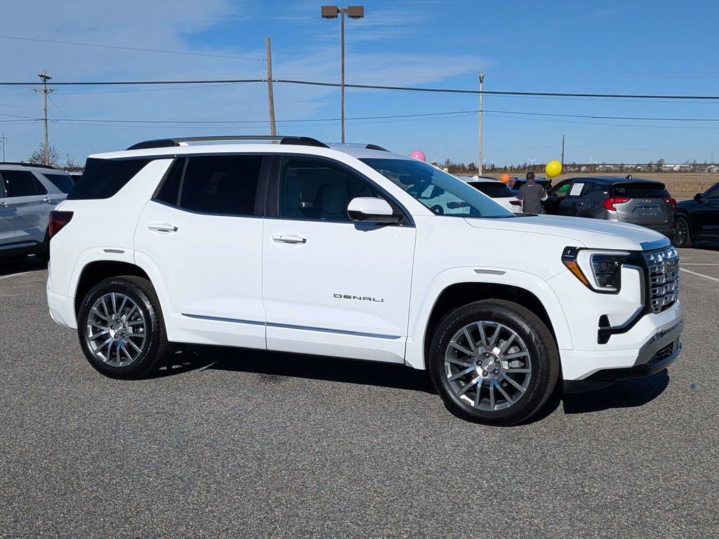 2026 Gmc Terrain Denali photo 2