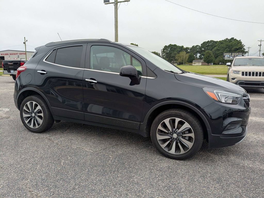 2022 Buick Encore GX Select photo 2