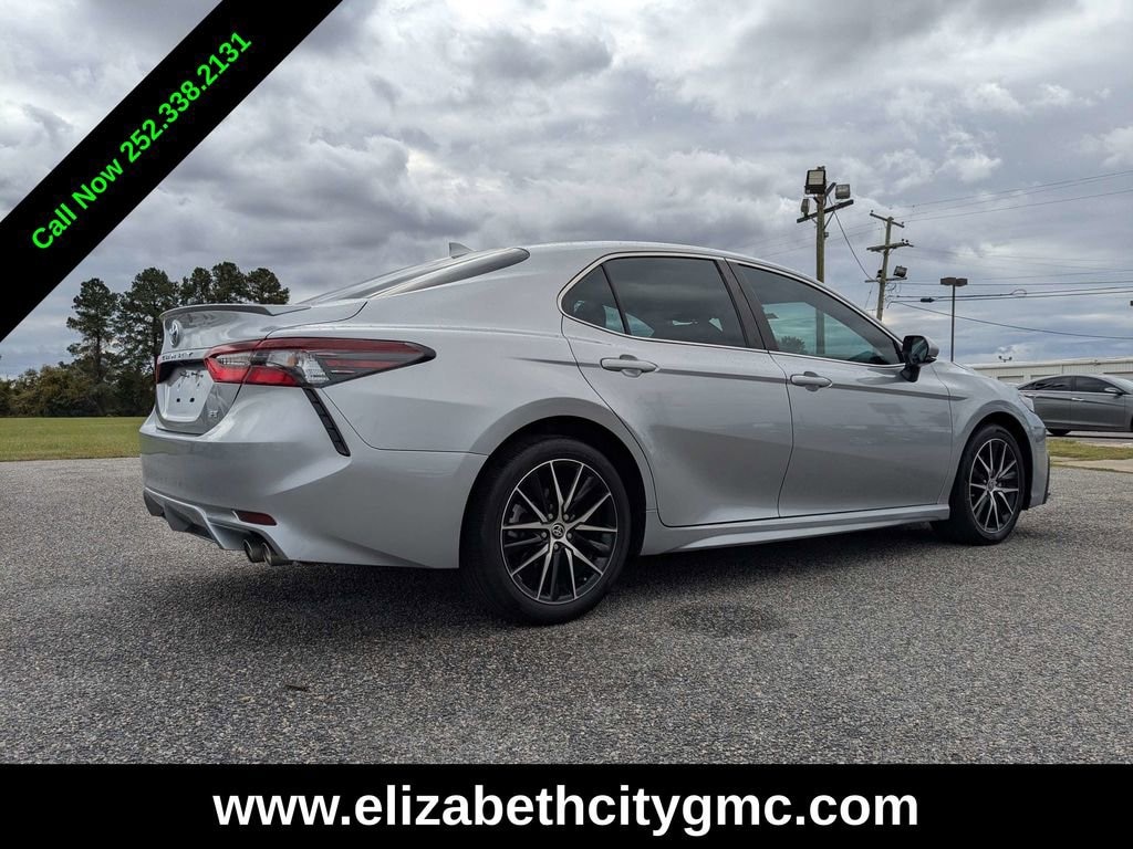 Used 2024 Toyota Camry SE Sedan