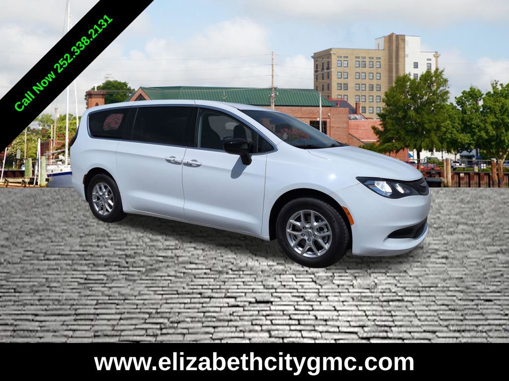 2024 Chrysler Voyager LX's photo