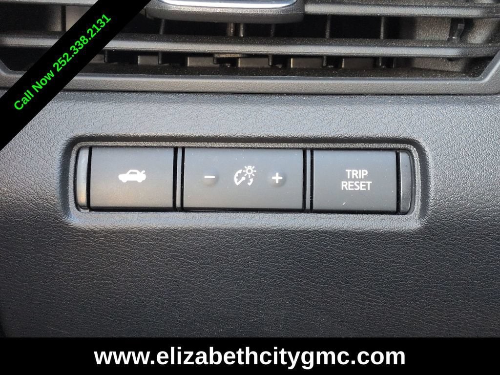 2025 Nissan Altima SV - Photo 22
