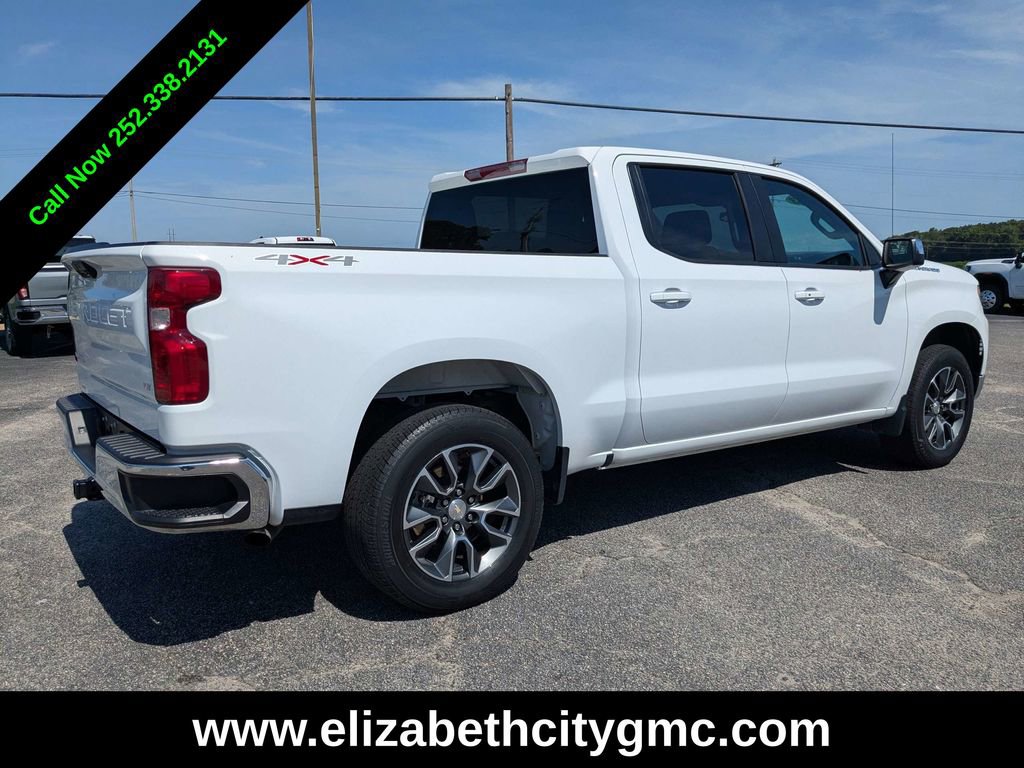 2023 Chevrolet Silverado 1500 LT photo 3