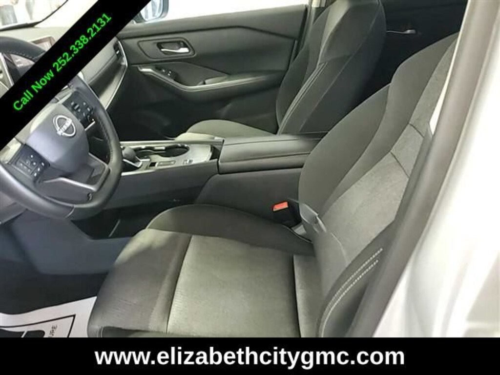 Used 2025 Nissan Rogue SV SUV