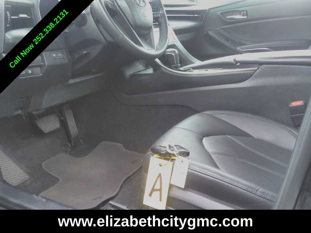 Used 2022 Toyota Avalon XLE Sedan